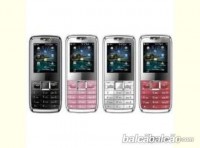 MP7/Celular GSM Desbloqueado Quadriband 850/900/1800/1900, tela de 2.4 LCD / 16 milhões de cores TFT, TV Mobile Gratuita, Aceita 3 chips Simultaneamente, Grava Videos, 2 câmeras, Função "SHAKE" (Com rotação de videos, imagens e TV, além de mudar de musica